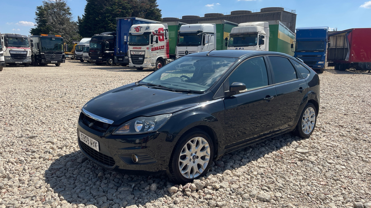 FORD FOCUS 115 1.8 TDCI - Hatchback: picture 2 FORD FOCUS 115 1.8 TDCI - Hatchback: picture 2