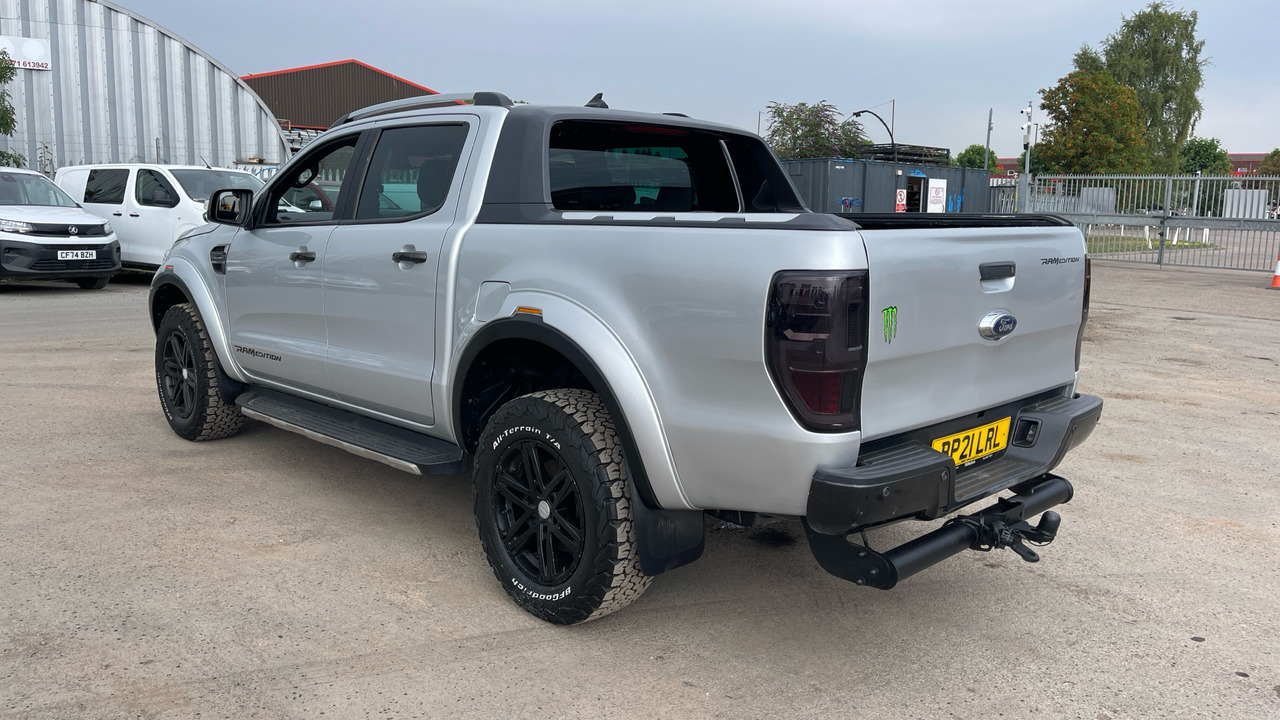 FORD RANGER 2.0 ECOBLUE WILDTRAK 213 - Pickup truck, Combi van: picture 3 FORD RANGER 2.0 ECOBLUE WILDTRAK 213 - Pickup truck, Combi van: picture 3