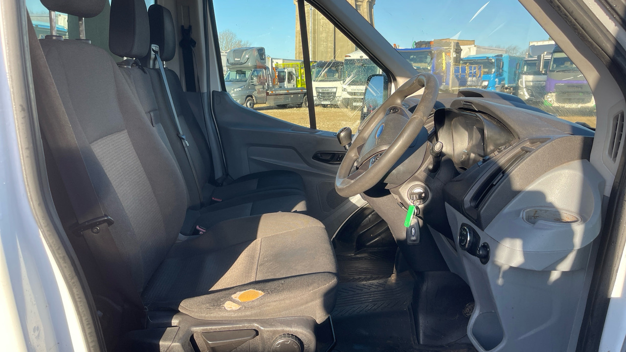 FORD TRANSIT 350 2.2 TDCi 125ps - Tipper van: picture 5 FORD TRANSIT 350 2.2 TDCi 125ps - Tipper van: picture 5