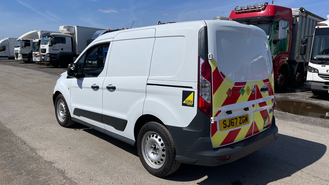 FORD TRANSIT CONNECT 220 1.5 TDCi 100PS - Small van: picture 3 FORD TRANSIT CONNECT 220 1.5 TDCi 100PS - Small van: picture 3