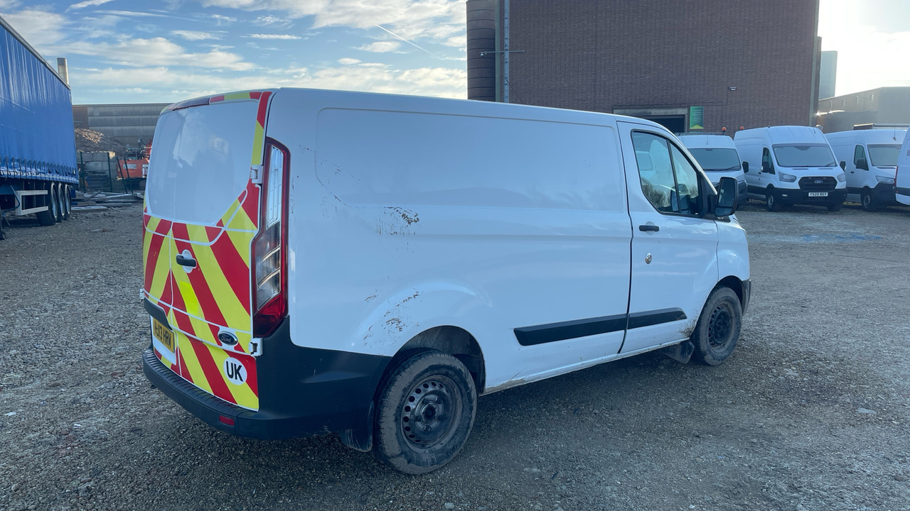 FORD TRANSIT CUSTOM 270 2.2 TDCi 100ps - Small van: picture 4 FORD TRANSIT CUSTOM 270 2.2 TDCi 100ps - Small van: picture 4