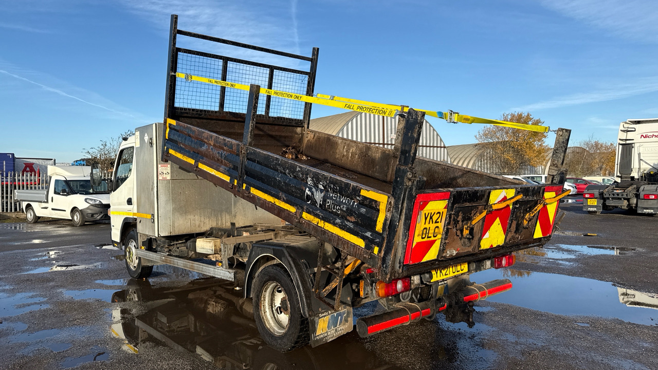 FUSO CANTER 7C15 - Tipper: picture 3 FUSO CANTER 7C15 - Tipper: picture 3