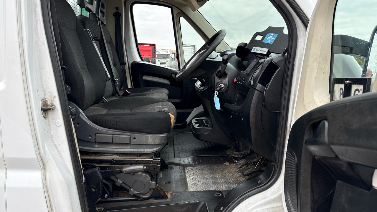 Fiat Ducato 35 2.3 MULTIJET 140PS - Open body delivery van: picture 5 Fiat Ducato 35 2.3 MULTIJET 140PS - Open body delivery van: picture 5