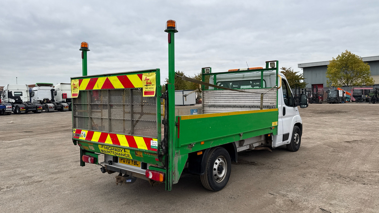 Fiat Ducato 35 2.3 MULTIJET 140PS - Open body delivery van: picture 4 Fiat Ducato 35 2.3 MULTIJET 140PS - Open body delivery van: picture 4