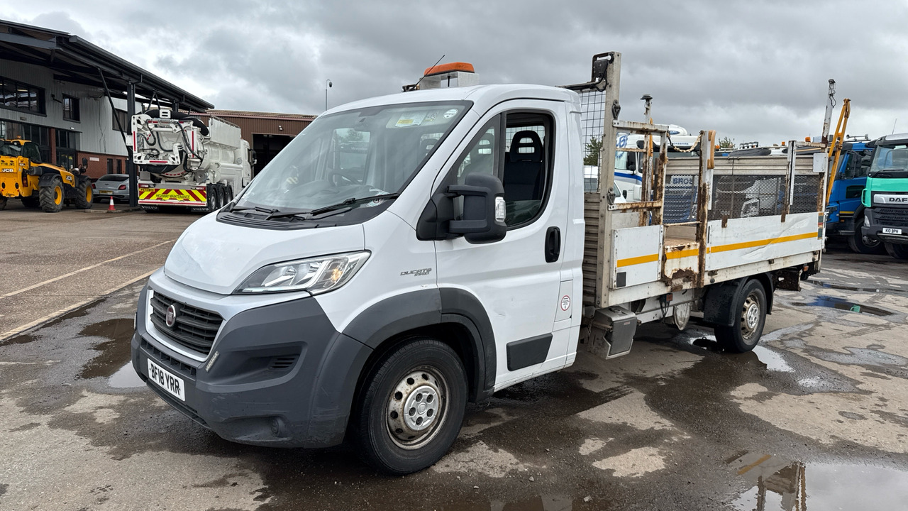 Fiat Ducato 35 2.3 MULTIJET 150PS - Open body delivery van: picture 2 Fiat Ducato 35 2.3 MULTIJET 150PS - Open body delivery van: picture 2