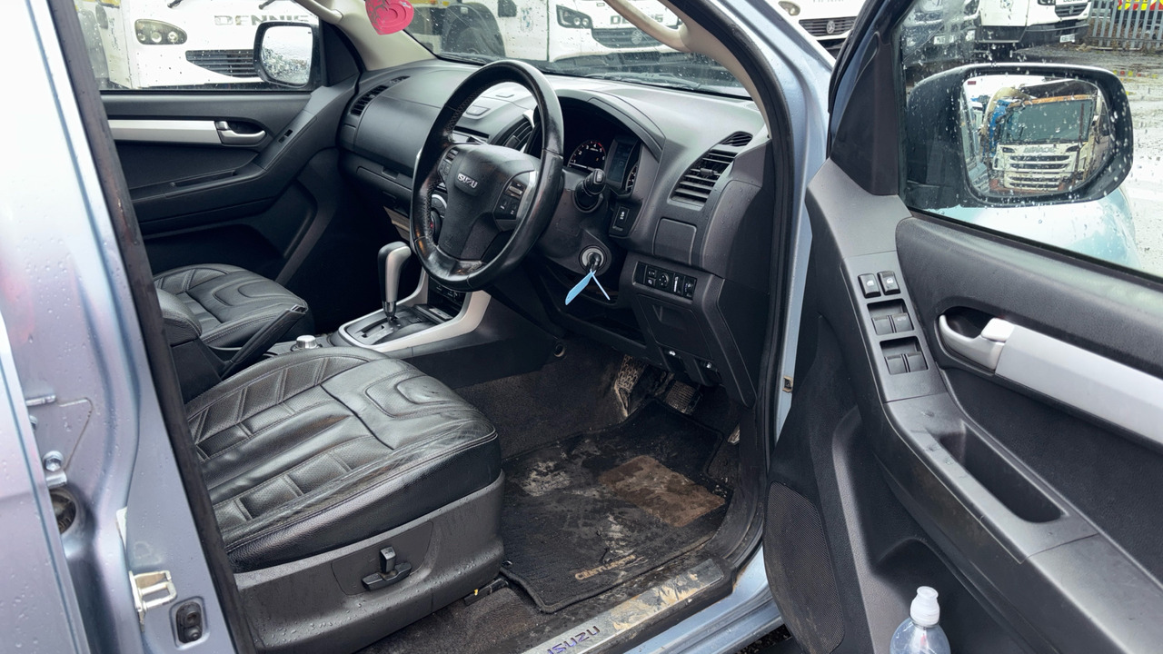 ISUZU D-MAX 2.5TD Centurion - Pickup truck, Combi van: picture 5 ISUZU D-MAX 2.5TD Centurion - Pickup truck, Combi van: picture 5