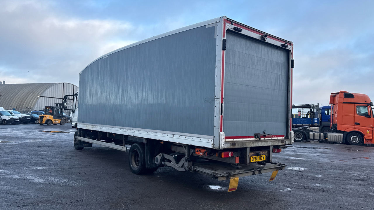 IVECO EUROCARGO 140E18 - Box truck: picture 3 IVECO EUROCARGO 140E18 - Box truck: picture 3