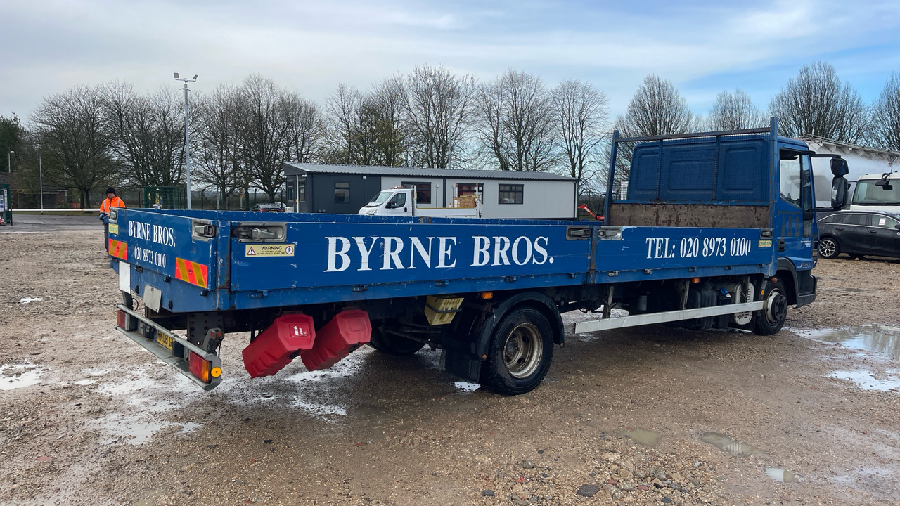 IVECO EUROCARGO 75E16 - Dropside/ Flatbed truck: picture 4 IVECO EUROCARGO 75E16 - Dropside/ Flatbed truck: picture 4