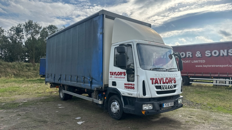 IVECO EUROCARGO 75E16 - Curtainsider truck: picture 1 IVECO EUROCARGO 75E16 - Curtainsider truck: picture 1