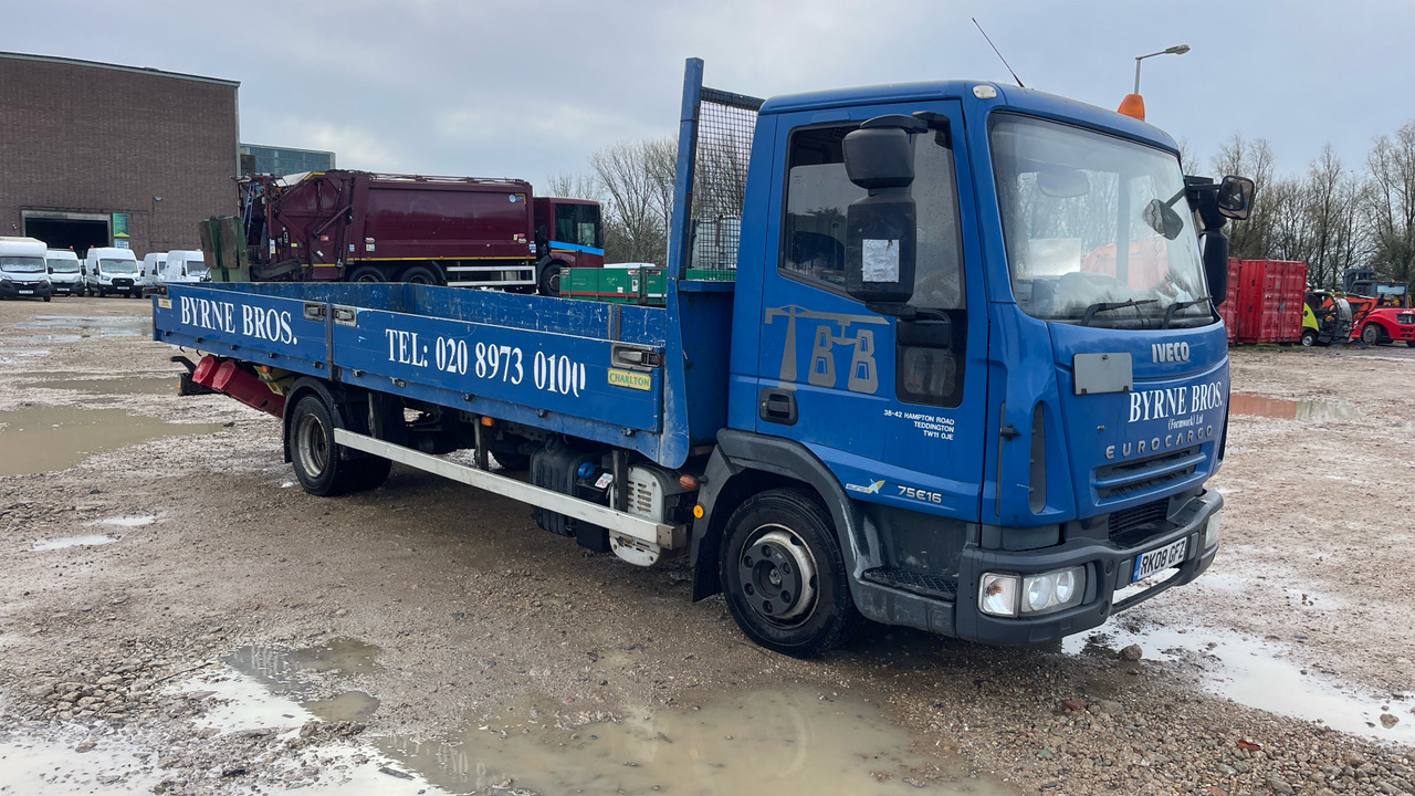 IVECO EUROCARGO 75E16 - Dropside/ Flatbed truck: picture 1 IVECO EUROCARGO 75E16 - Dropside/ Flatbed truck: picture 1