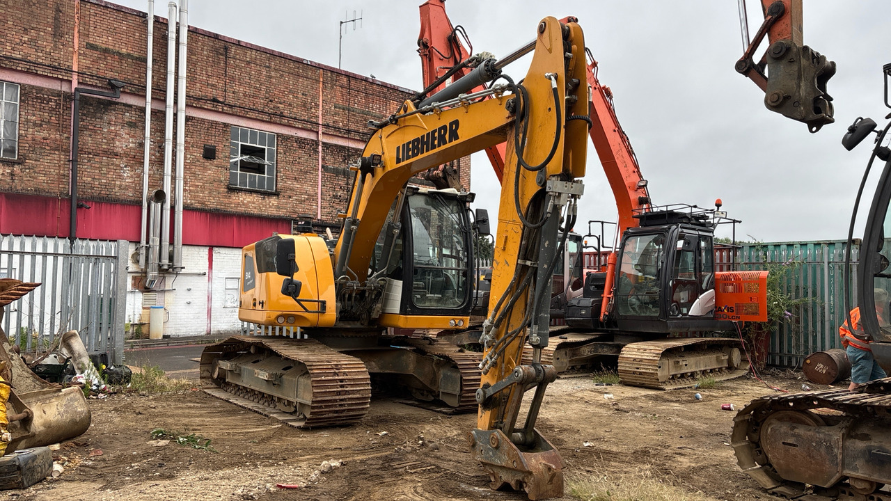 LIEBHERR 914 COMPACT - Crawler excavator: picture 3 LIEBHERR 914 COMPACT - Crawler excavator: picture 3