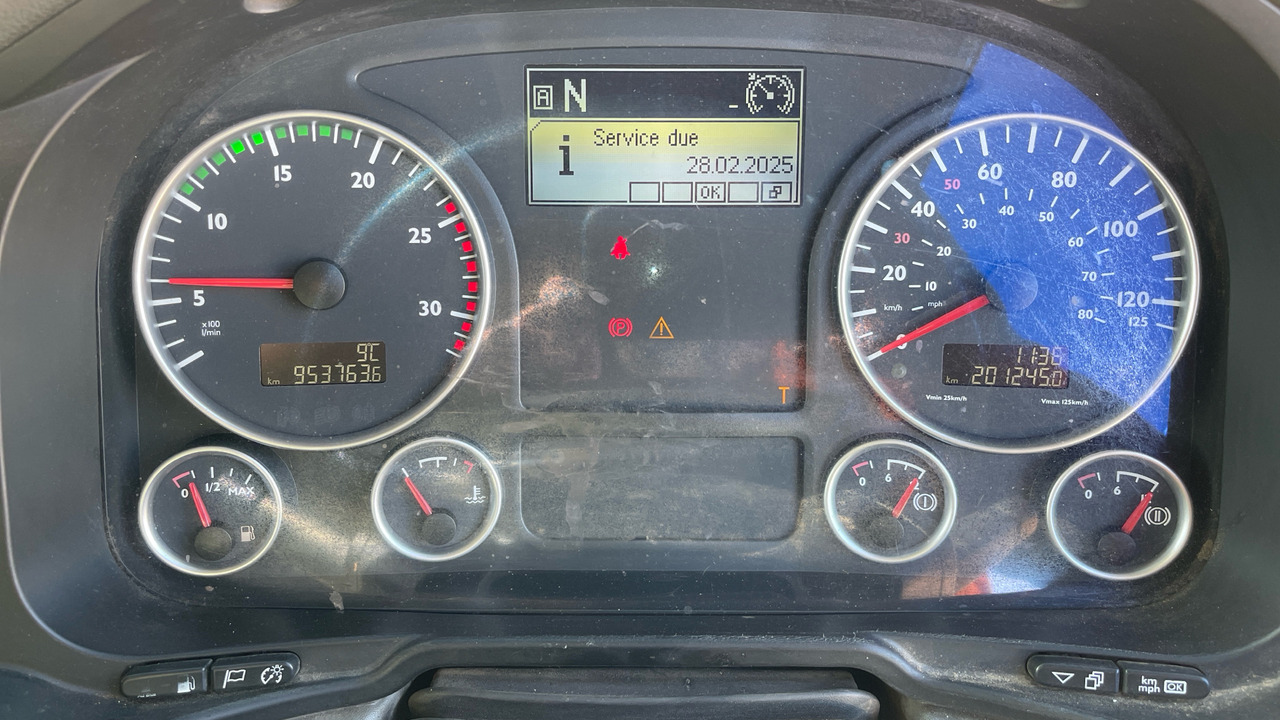 Curtainsider truck MAN TGX 18.400: picture 6 Curtainsider truck MAN TGX 18.400: picture 6