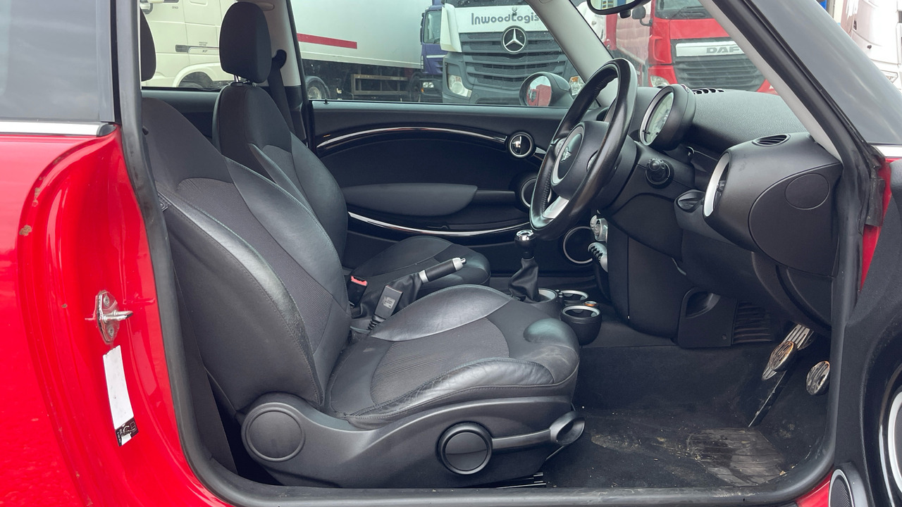 MINI COOPER COOPER S - Hatchback: picture 5 MINI COOPER COOPER S - Hatchback: picture 5