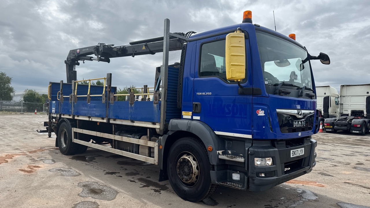 Man TGM 18.250 - Dropside/ Flatbed truck, Crane truck: picture 1 Man TGM 18.250 - Dropside/ Flatbed truck, Crane truck: picture 1