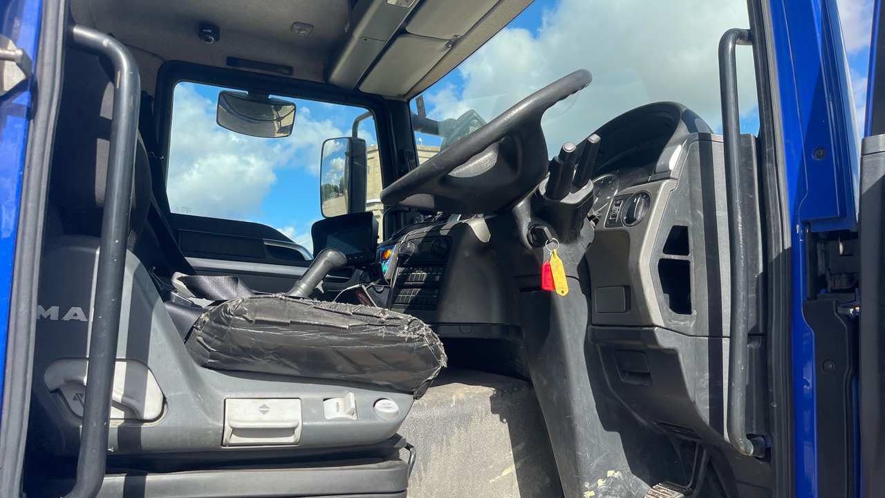 Man TGM 18.250 - Dropside/ Flatbed truck, Crane truck: picture 5 Man TGM 18.250 - Dropside/ Flatbed truck, Crane truck: picture 5