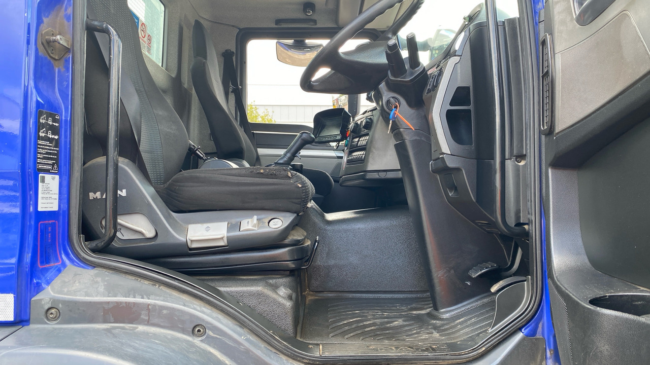 Man TGM 18.250 - Dropside/ Flatbed truck, Crane truck: picture 5 Man TGM 18.250 - Dropside/ Flatbed truck, Crane truck: picture 5