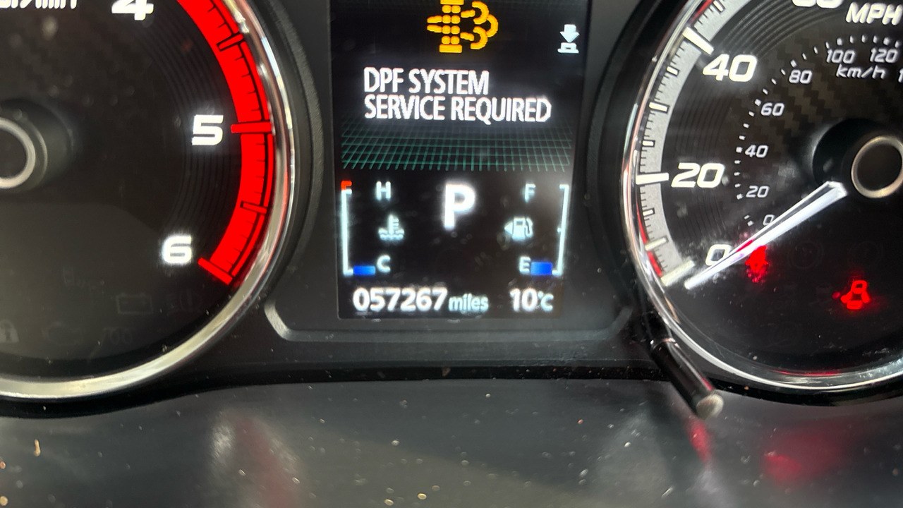 Pickup truck, Combi van Mitsubishi L200  DI-D 2.3 Barbarian X 150PS: picture 9