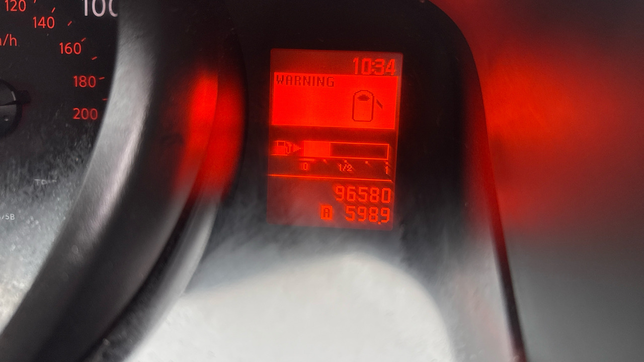 Car NISSAN NV 200 1.5 DCI SE: picture 9