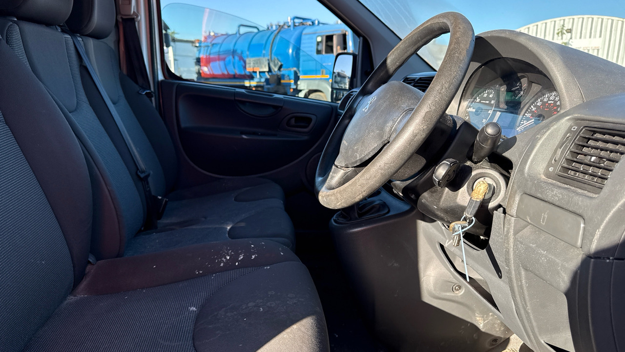 PEUGEOT EXPERT 1000 1.6 HDI 90PS - Small van: picture 5 PEUGEOT EXPERT 1000 1.6 HDI 90PS - Small van: picture 5