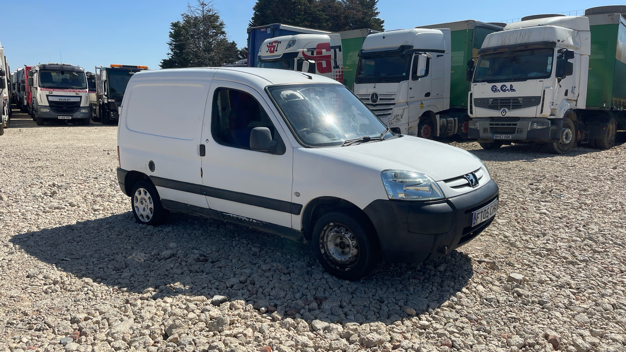 PEUGEOT PARTNER 600 - Small van: picture 1 PEUGEOT PARTNER 600 - Small van: picture 1