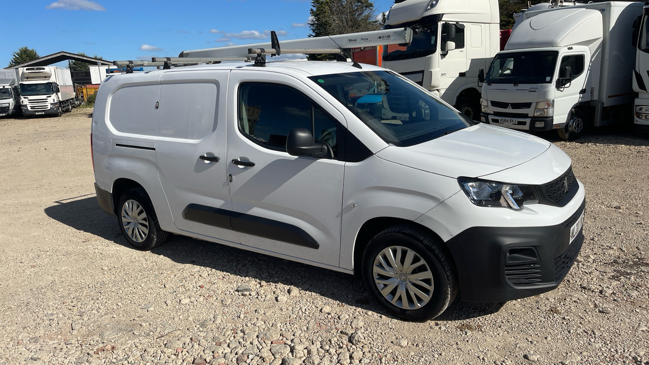 PEUGEOT PARTNER PROFESSIONAL 850 1.5 BlueHDi 100PS - Small van: picture 1 PEUGEOT PARTNER PROFESSIONAL 850 1.5 BlueHDi 100PS - Small van: picture 1