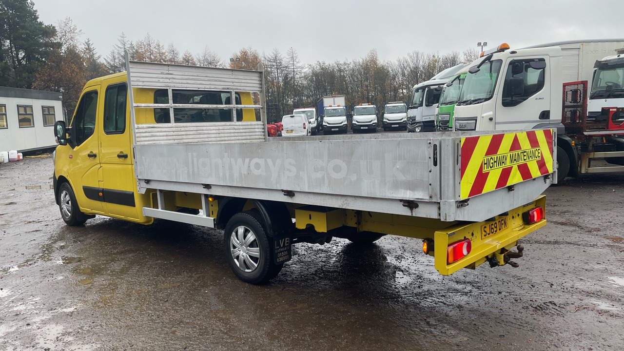 RENAULT MASTER 35 2.3 DCi 135PS - Open body delivery van: picture 3 RENAULT MASTER 35 2.3 DCi 135PS - Open body delivery van: picture 3