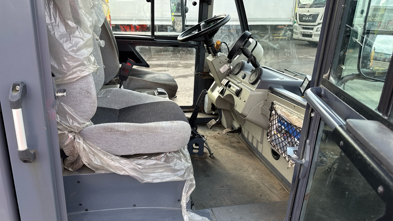 Road sweeper SCARAB MINOR  M25H: picture 17