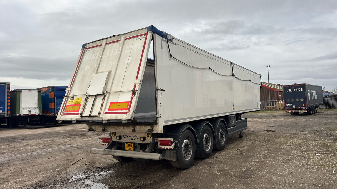 STAS TIPPER - Tipper semi-trailer: picture 5 STAS TIPPER - Tipper semi-trailer: picture 5