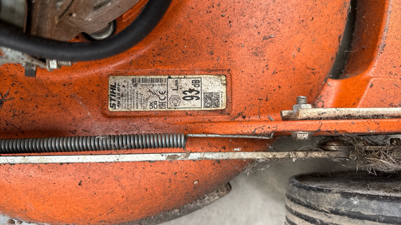 STIHL RM4 RTP - Garden mower: picture 5 STIHL RM4 RTP - Garden mower: picture 5