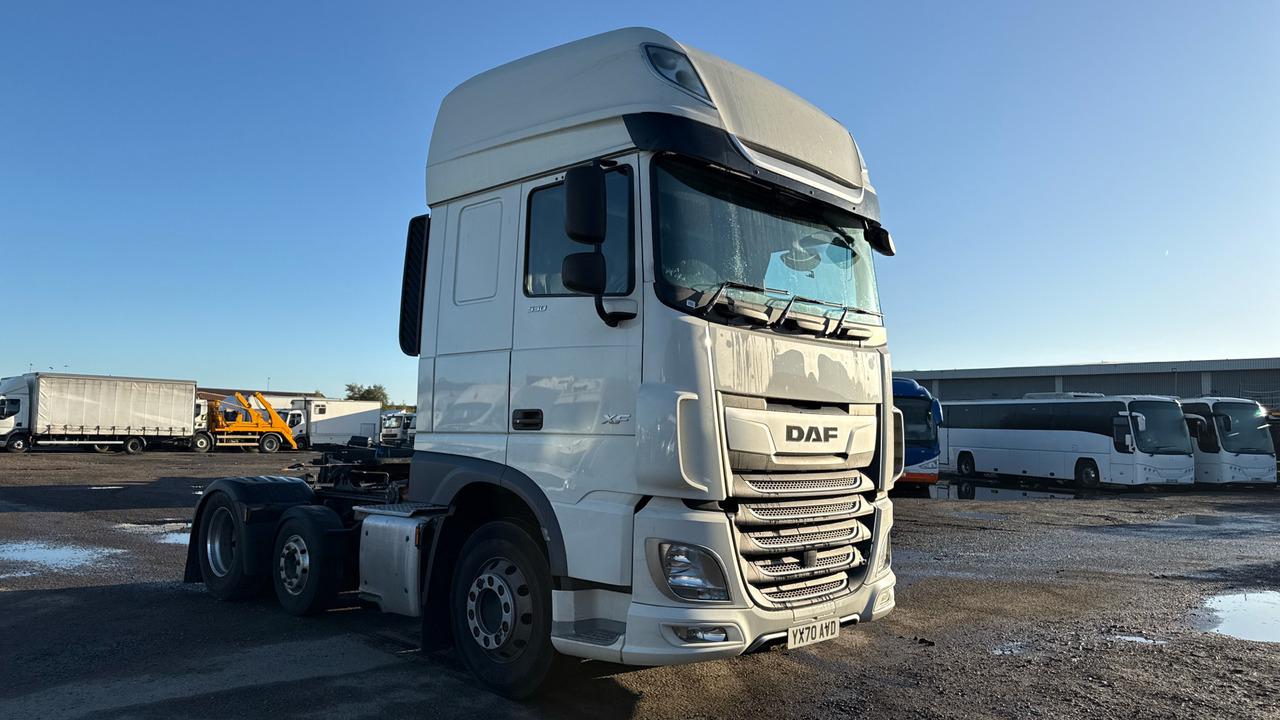 DAF XF 530 - Tractor unit: picture 2 DAF XF 530 - Tractor unit: picture 2