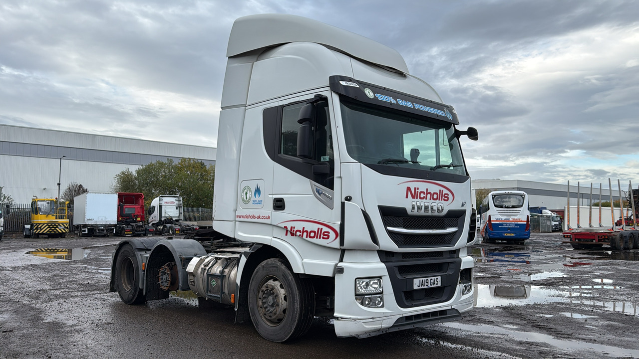 IVECO STRALIS NP 460 - Tractor unit: picture 1 IVECO STRALIS NP 460 - Tractor unit: picture 1