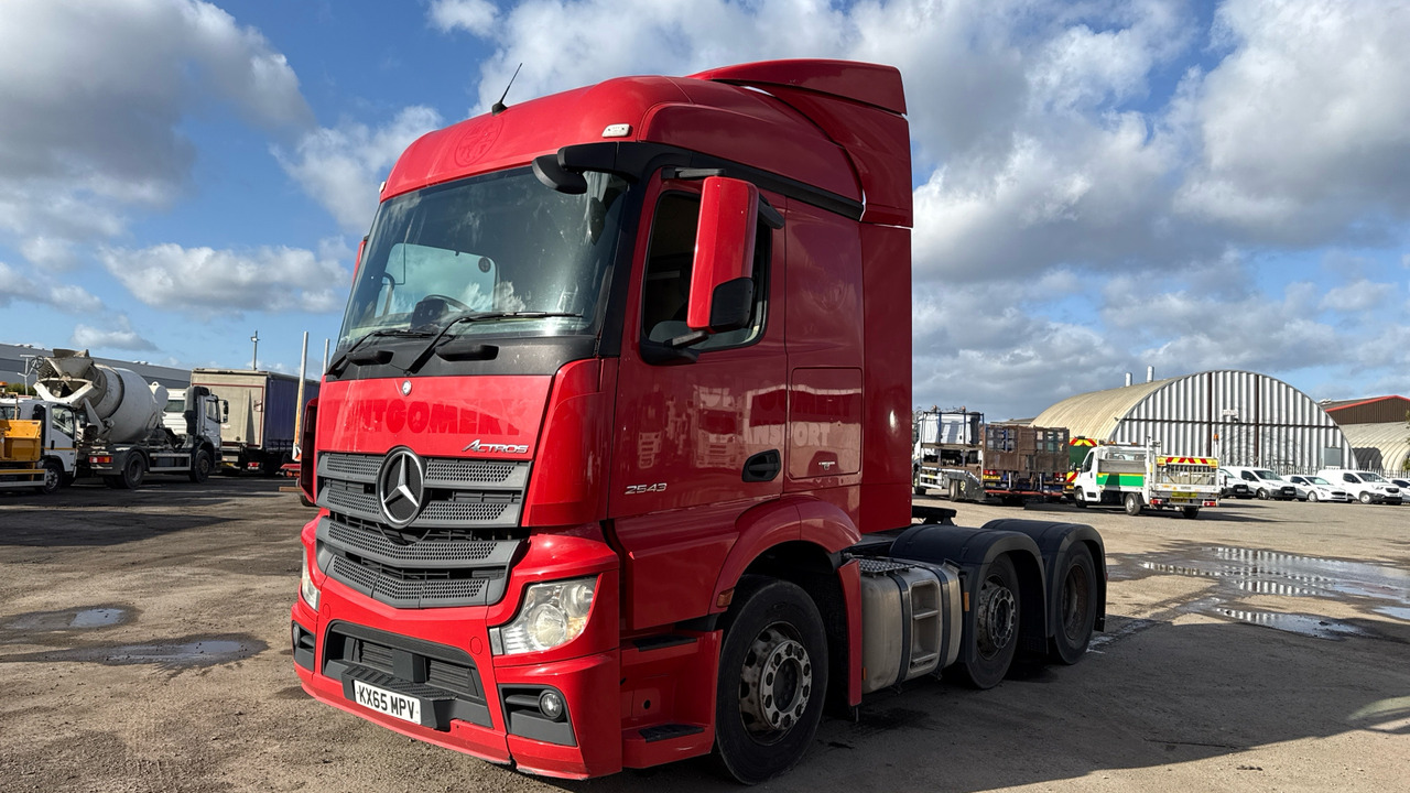 MERCEDES-BENZ ACTROS 2543 - Tractor unit: picture 2 MERCEDES-BENZ ACTROS 2543 - Tractor unit: picture 2