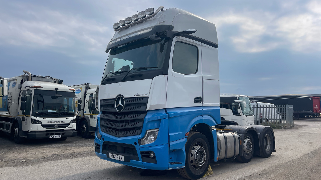 MERCEDES-BENZ ACTROS 2551 - Tractor unit: picture 3 MERCEDES-BENZ ACTROS 2551 - Tractor unit: picture 3