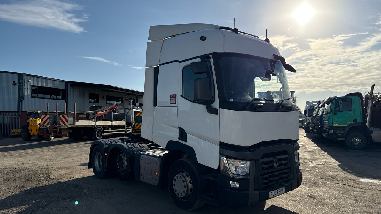 RENAULT T 460 - Tractor unit: picture 1 RENAULT T 460 - Tractor unit: picture 1