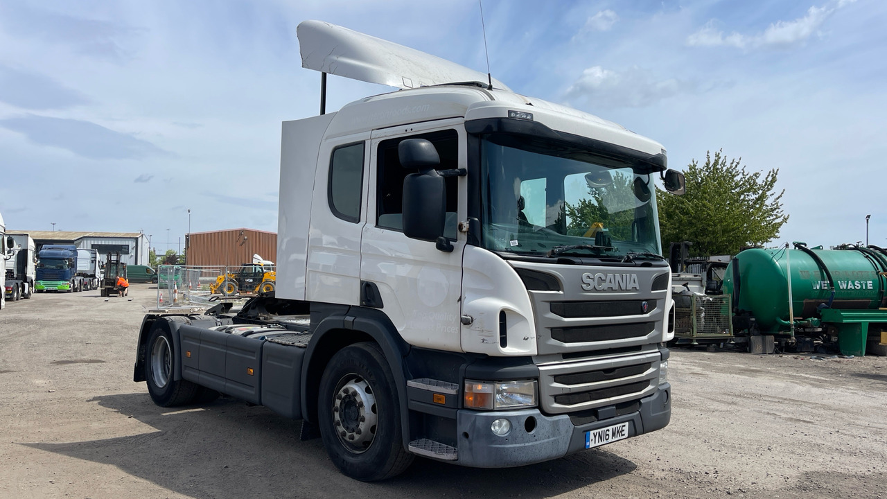 SCANIA P 410 - Tractor unit: picture 1 SCANIA P 410 - Tractor unit: picture 1