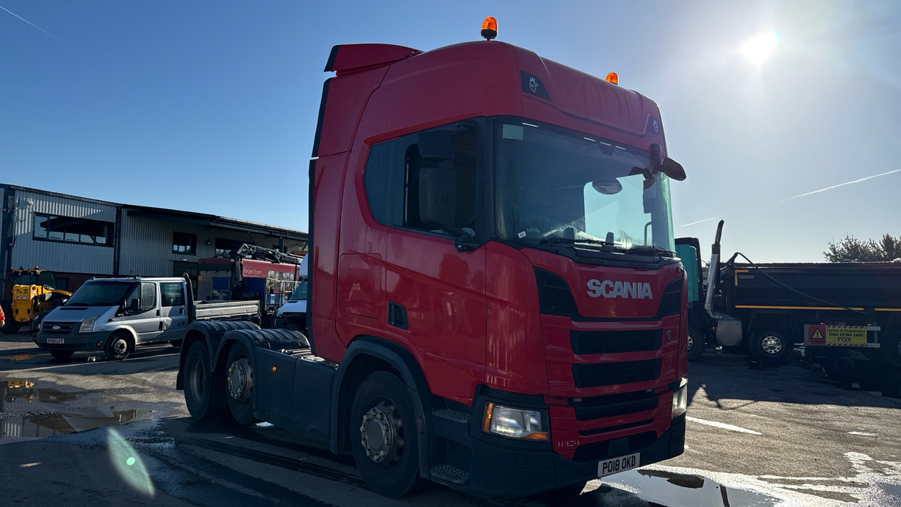 SCANIA R 450 - Tractor unit: picture 1 SCANIA R 450 - Tractor unit: picture 1