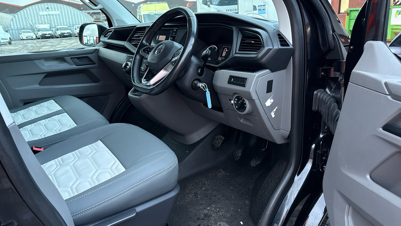 VOLKSWAGEN TRANSPORTER T28 2.0 TDI 110PS HIGHLINE CAMPER VAN - Camper van: picture 5 VOLKSWAGEN TRANSPORTER T28 2.0 TDI 110PS HIGHLINE CAMPER VAN - Camper van: picture 5