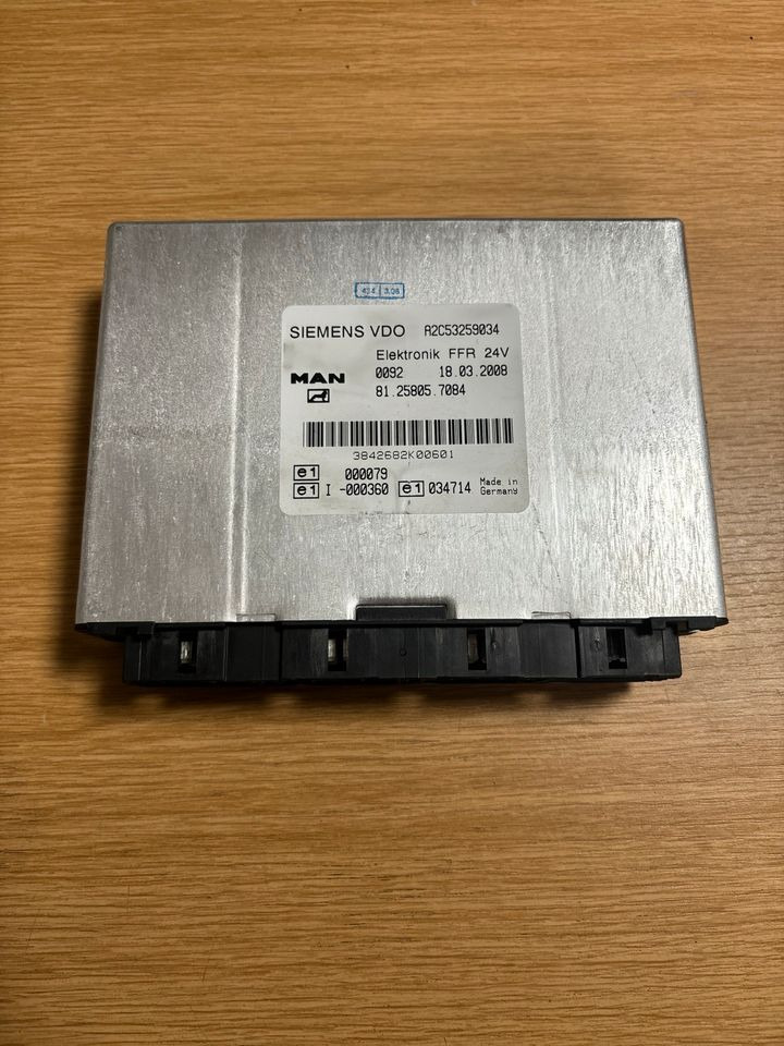 MAN SIEMENS VDO ELEKTRONIK FFR Steuergerät 81258057084 - ECU for Truck: picture 1 MAN SIEMENS VDO ELEKTRONIK FFR Steuergerät 81258057084 - ECU for Truck: picture 1