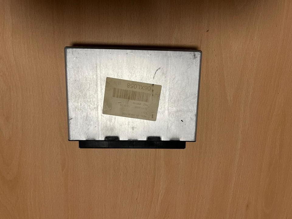 MAN SIEMENS VDO FFR Rohsteuergerät 81.25820.1002 - ECU for Truck: picture 4 MAN SIEMENS VDO FFR Rohsteuergerät 81.25820.1002 - ECU for Truck: picture 4