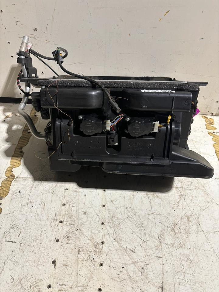 MAN TGX/TGS Innenraum Gebläse/Heizung 81.61900.6433 - Fan for Truck: picture 5 MAN TGX/TGS Innenraum Gebläse/Heizung 81.61900.6433 - Fan for Truck: picture 5