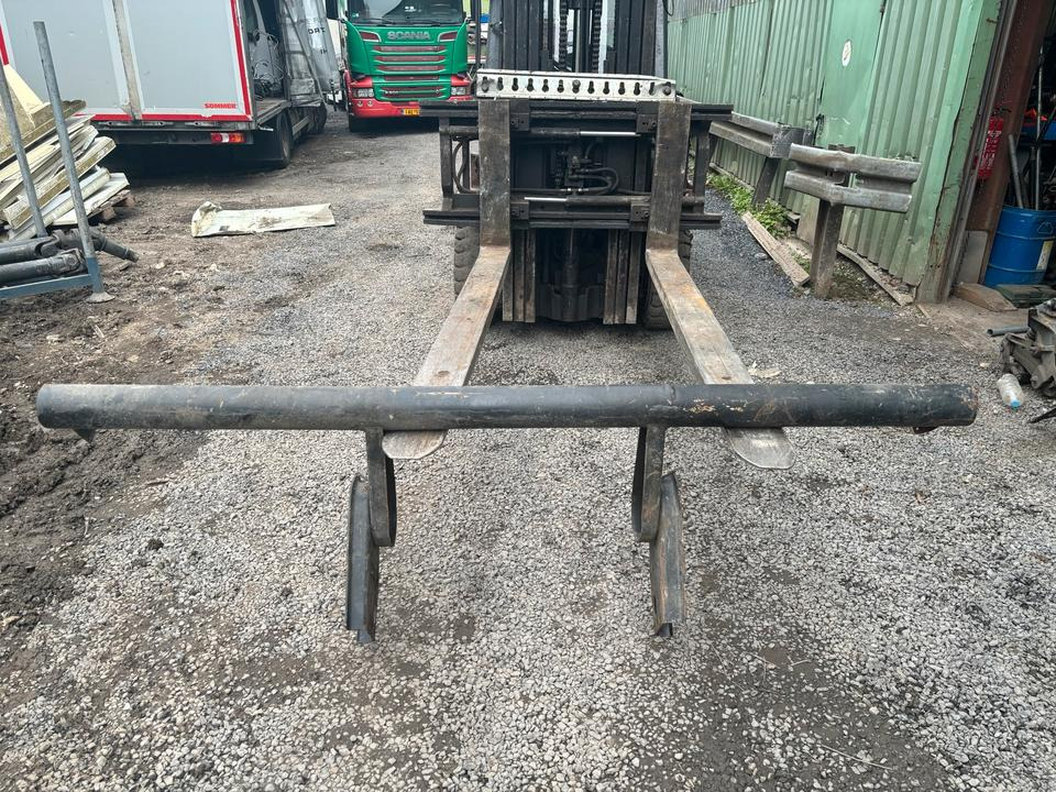 MAN TGX,TGS,TGA,TGM Unterfahrschutz - Frame/ Chassis for Truck: picture 1 MAN TGX,TGS,TGA,TGM Unterfahrschutz - Frame/ Chassis for Truck: picture 1