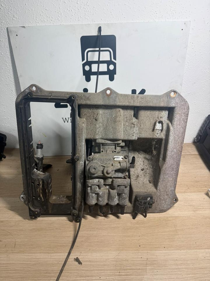 MAN WABCO Fußbremsventil 4800200020 - Brake parts for Truck: picture 1 MAN WABCO Fußbremsventil 4800200020 - Brake parts for Truck: picture 1