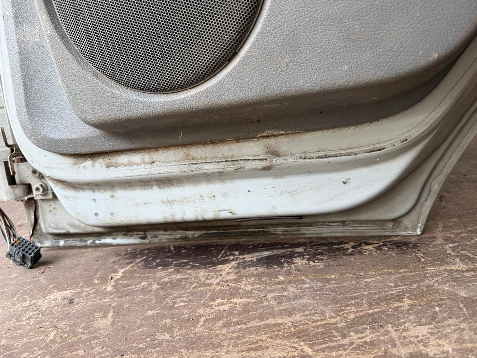 Mercedes Atego 2 Beifahrertür Grau Spiegel Innenverkleidung LN 70 - Door and parts for Truck: picture 3 Mercedes Atego 2 Beifahrertür Grau Spiegel Innenverkleidung LN 70 - Door and parts for Truck: picture 3