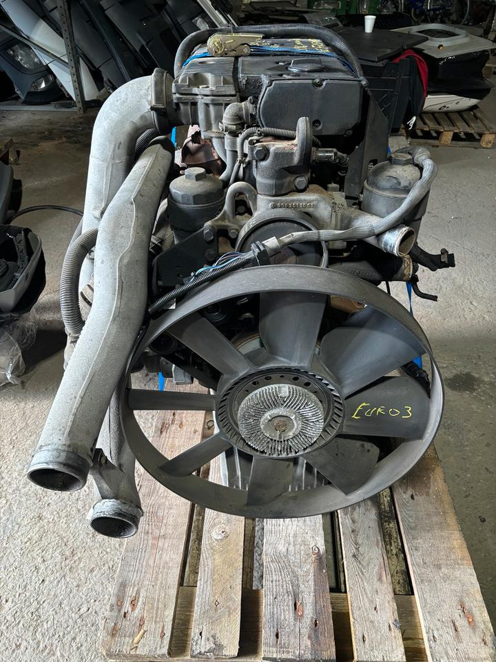 Mercedes Atego 2 Motor OM 904 LA III EU3 - Engine for Truck: picture 1 Mercedes Atego 2 Motor OM 904 LA III EU3 - Engine for Truck: picture 1