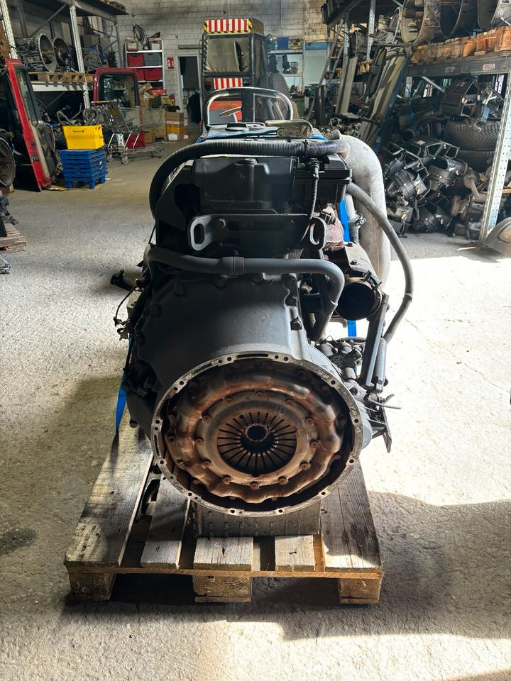 Mercedes Atego 2 Motor OM 904 LA III EU3 - Engine for Truck: picture 2 Mercedes Atego 2 Motor OM 904 LA III EU3 - Engine for Truck: picture 2