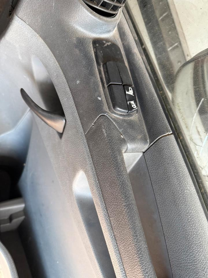 Mercedes Atego Beifahrertür weiß Spiegel Innenverkleidung - Door and parts for Truck: picture 3 Mercedes Atego Beifahrertür weiß Spiegel Innenverkleidung - Door and parts for Truck: picture 3