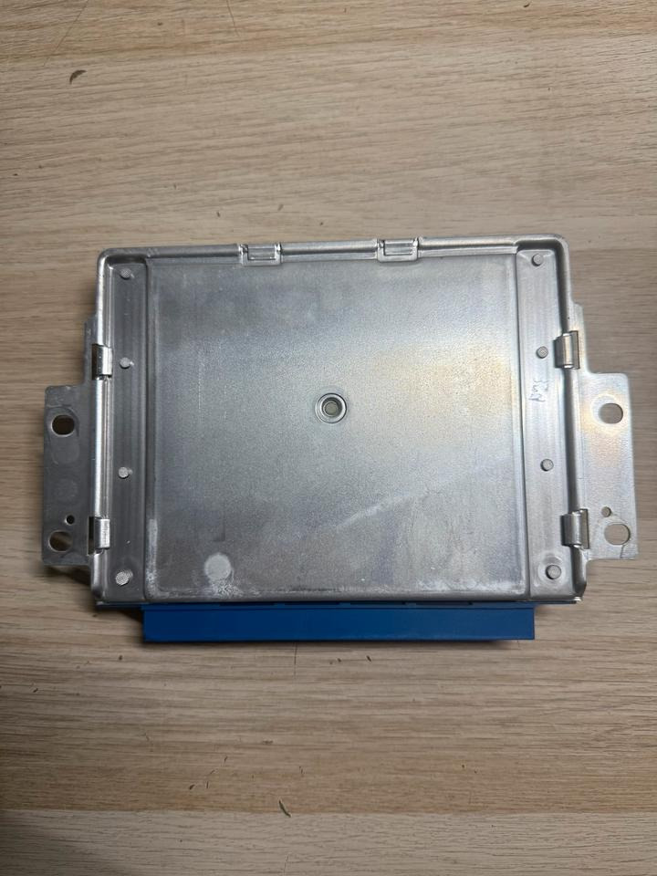 SCANIA KNORR-BREMSE EBS Steuergerät 0486106065 - ECU for Truck: picture 3 SCANIA KNORR-BREMSE EBS Steuergerät 0486106065 - ECU for Truck: picture 3