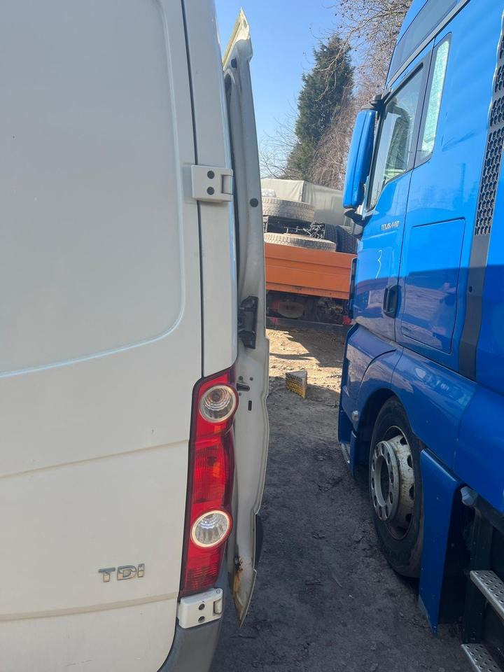 VW Crafter Seitentür, Schiebetür rechts Flachdach Mittellang - Spare parts: picture 4 VW Crafter Seitentür, Schiebetür rechts Flachdach Mittellang - Spare parts: picture 4
