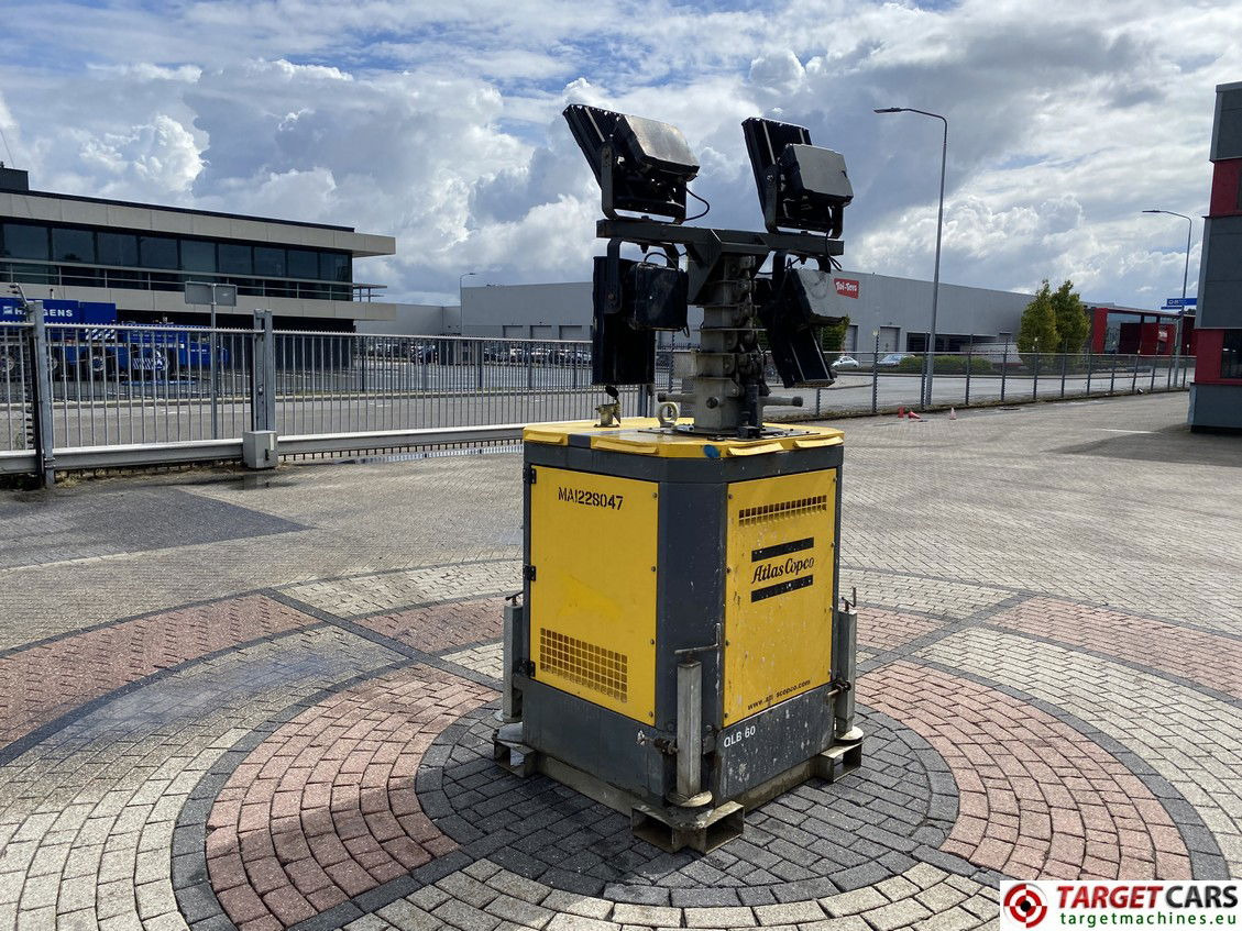 ATLAS COPCO QLB60 TOWER LIGHT 4x350W LED W/GENERATOR 2016 4455HRS - Lighting tower: picture 3 ATLAS COPCO QLB60 TOWER LIGHT 4x350W LED W/GENERATOR 2016 4455HRS - Lighting tower: picture 3