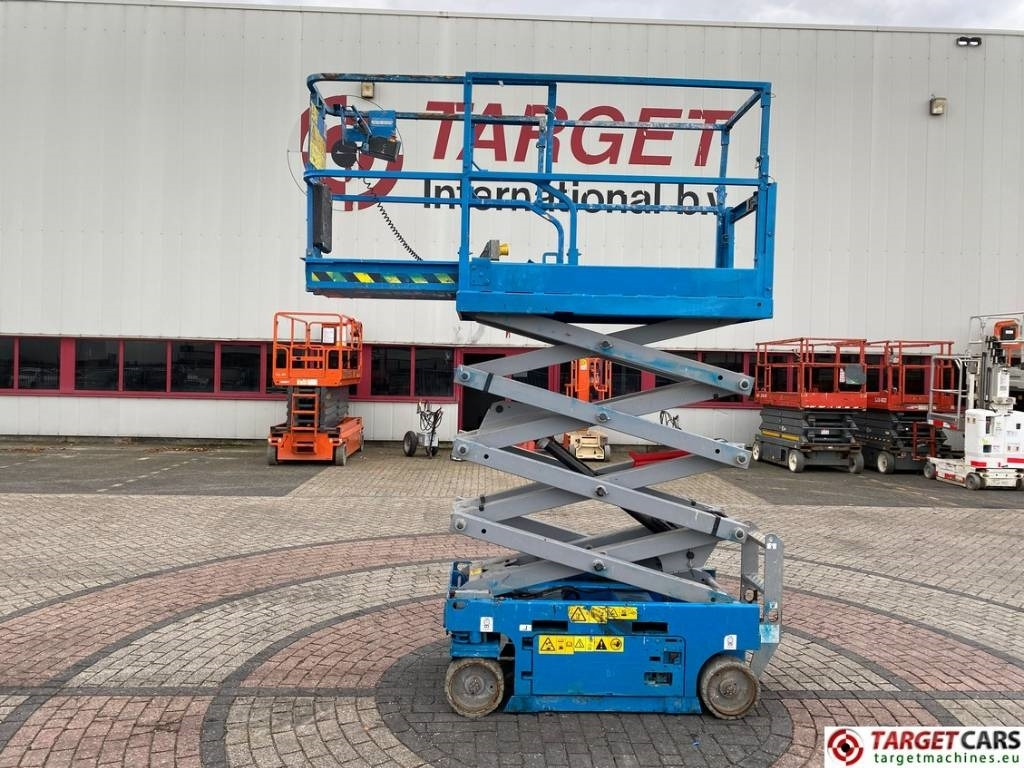 Genie GS-1932 I-Drive Electric Scissor Work Lift 779cm - Scissor lift: picture 5 Genie GS-1932 I-Drive Electric Scissor Work Lift 779cm - Scissor lift: picture 5